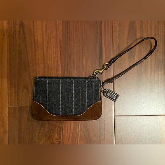 Wallet - Picture 2 of 2